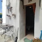 Sweet Old House * Marsala